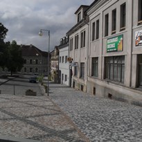 Cesta vedla přes Václavák (viz ceduli na pravém okraji fotky).